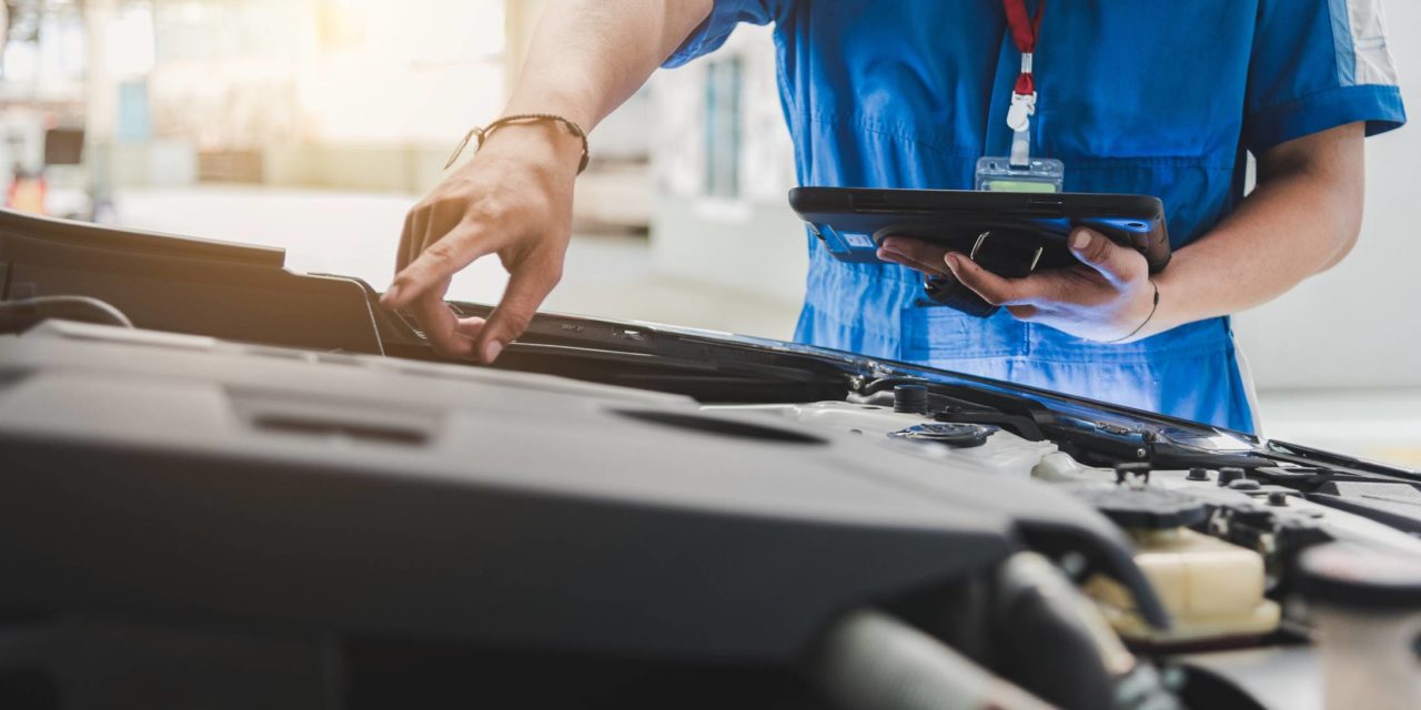 CARNET D'ENTRETIEN VOITURE: Carnet d'entretien de voiture de l'achat à la  vente à remplir, carnet de suivi entretien de voiture toute marque,   une auto. Fo…